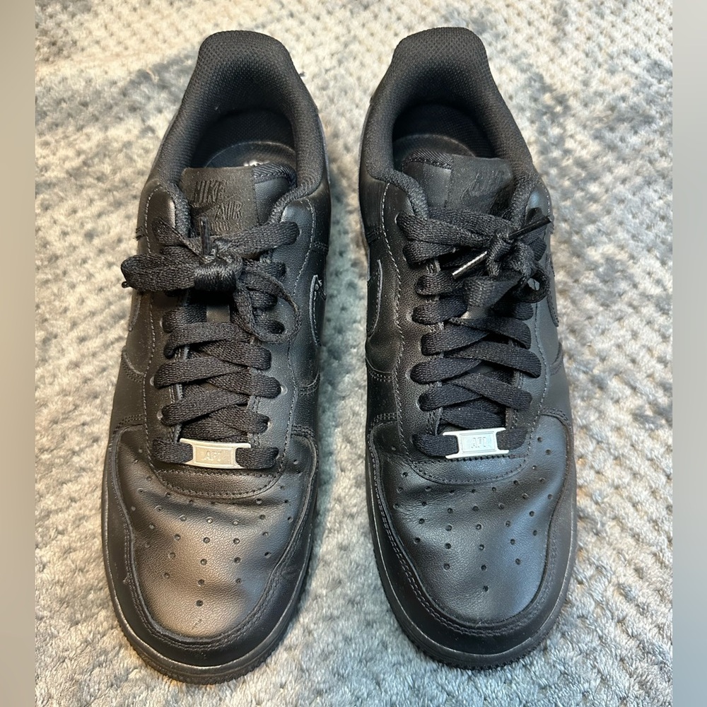 EUC! Nike Air Force 1 ‘07, all black, women’s size 10